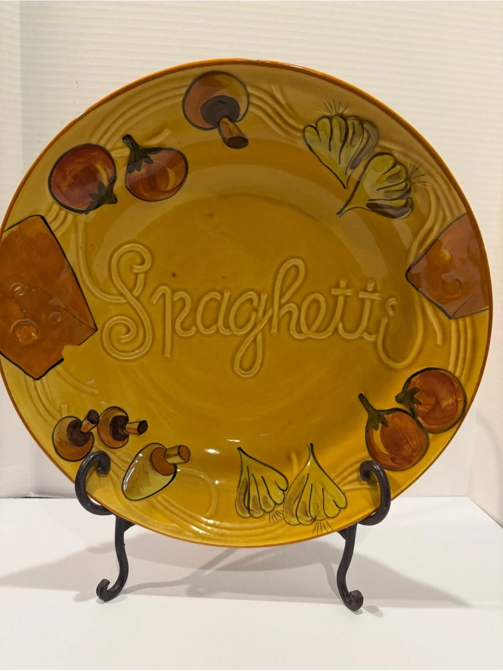 Vintage Los Angeles Pottery Spaghetti Serving Bowl 14” Hand Painted Veggie Pasta